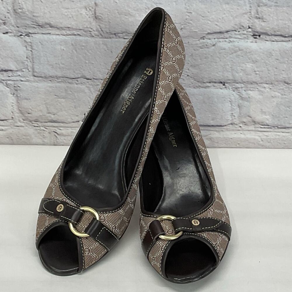 Etienne Aigner Copa Pumps Woman’s 10 Logo Fabric Lether Upper Peep Toe Career - Picture 5 of 11